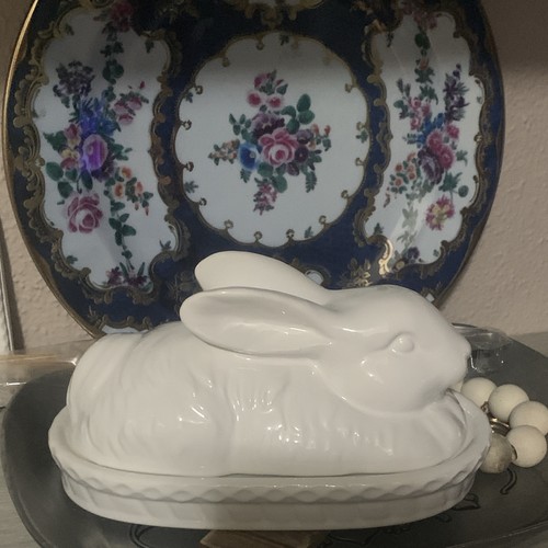White ceramic rabbit - white,